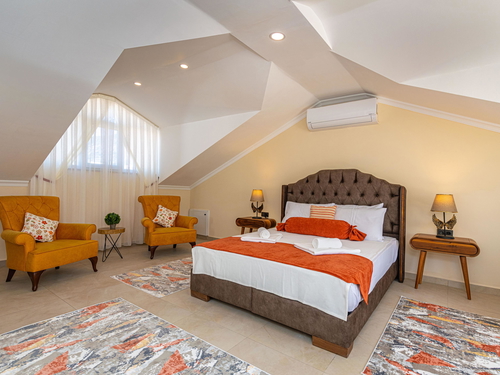 gece  -  Kasım
  | Fethiye Ovacık Lüks Villa (9 Kişilik, Bahçeli, Jakuzili Seçenekli, Plaja Yakın)